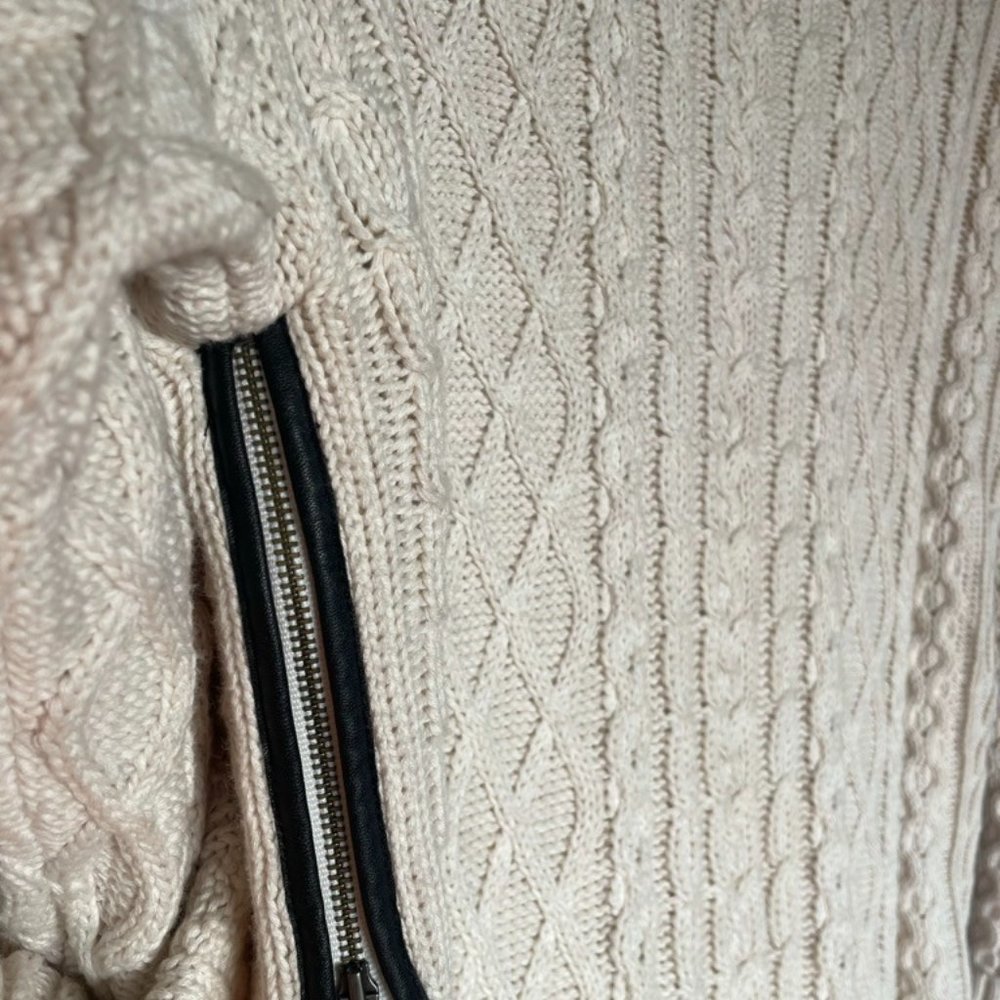 Over Sized Cable Knit Sweater with Leather Trim - Margaret O'Leary - Size L